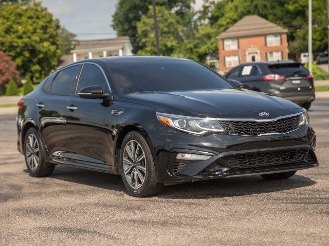 Kia Optima  2019