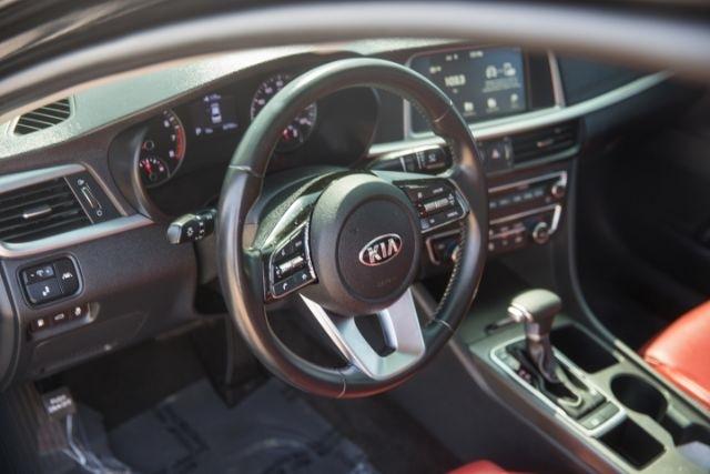 Kia Optima  2019