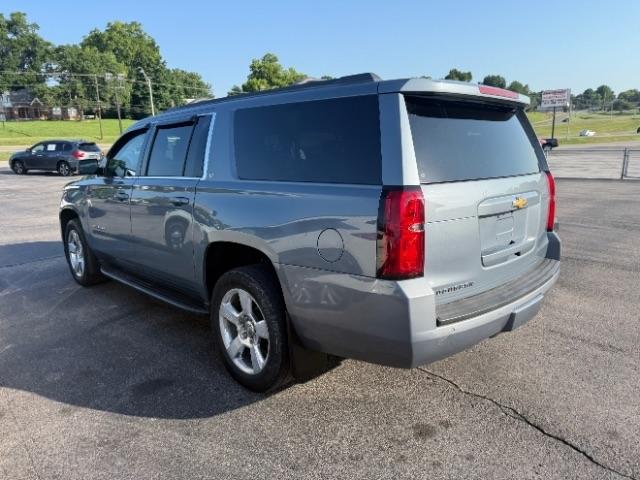 Chevrolet Suburban  2016