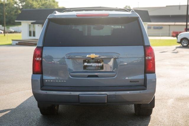 Chevrolet Suburban  2016