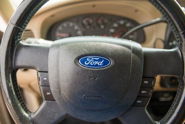 Ford Ranger  2004