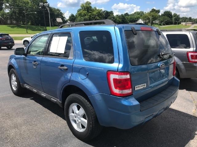 Ford Escape  2009