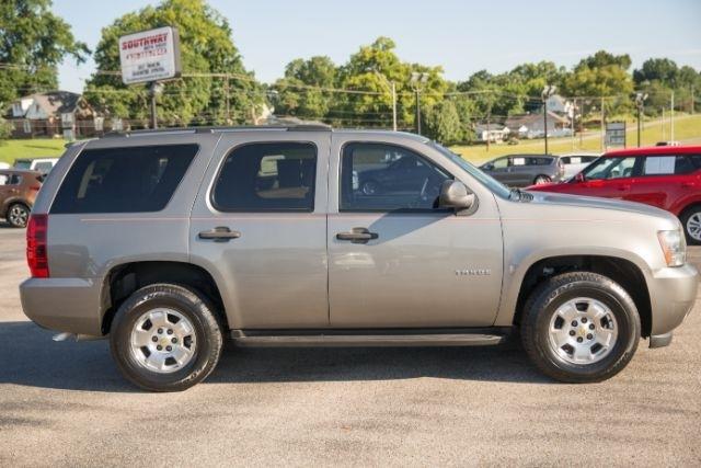 Chevrolet Tahoe  2012