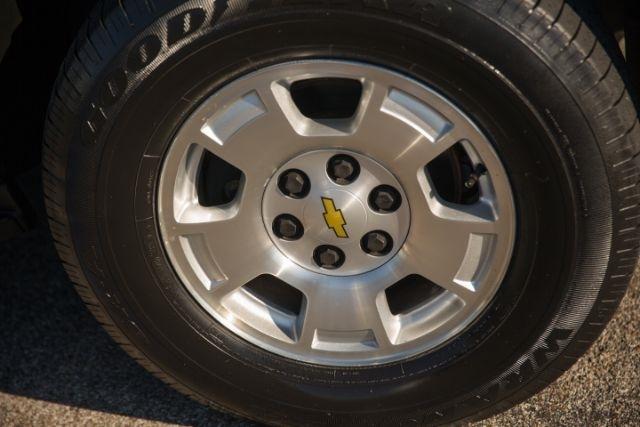 Chevrolet Tahoe  2012