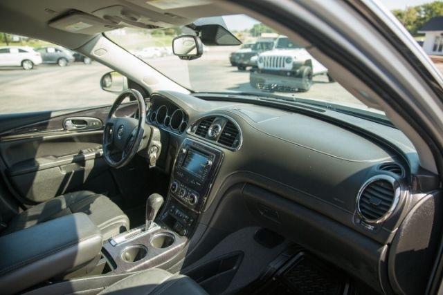 Buick Enclave  2017