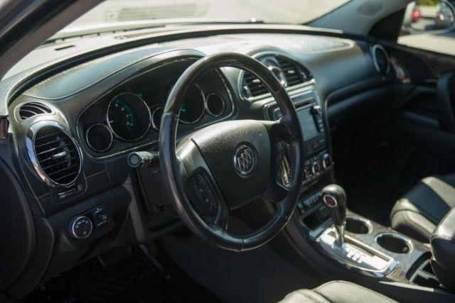 Buick Enclave  2017