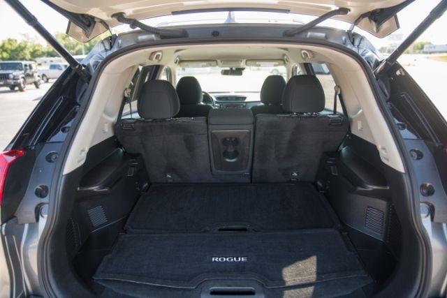 Nissan Rogue  2020