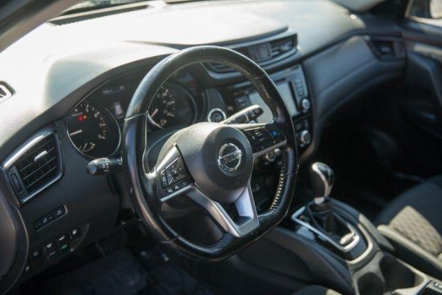 Nissan Rogue  2020