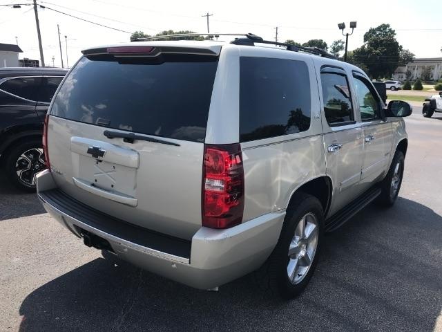Chevrolet Tahoe  2013