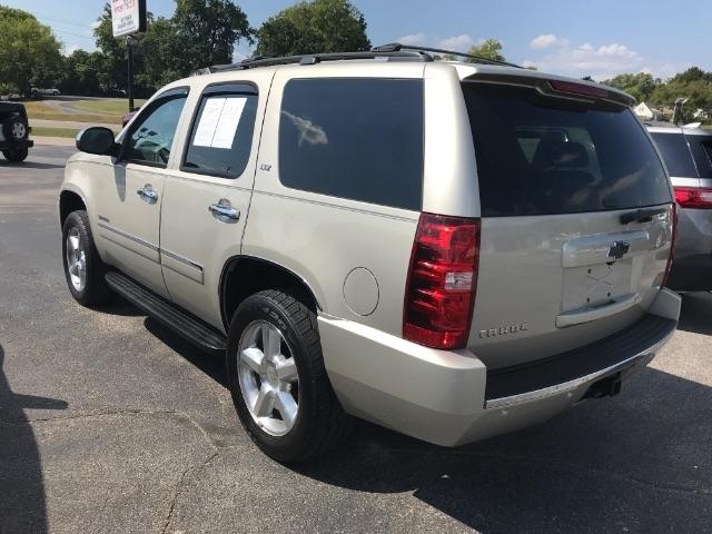 Chevrolet Tahoe  2013