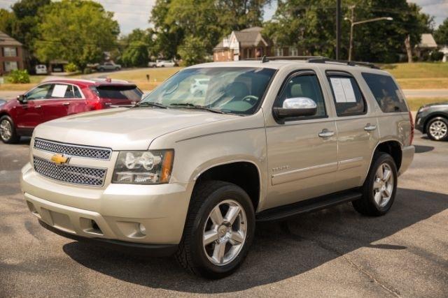 Chevrolet Tahoe  2013