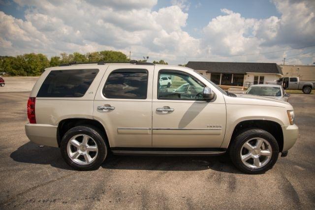 Chevrolet Tahoe  2013