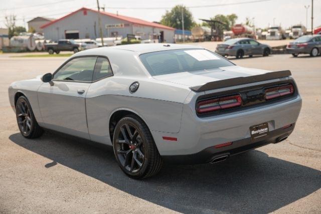 Dodge Challenger  2020