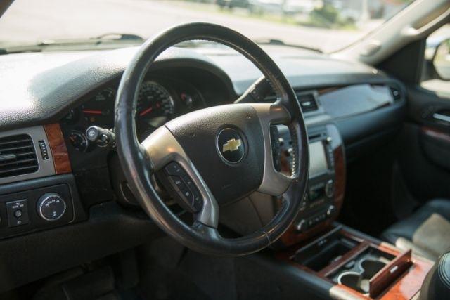 Chevrolet Tahoe  2013