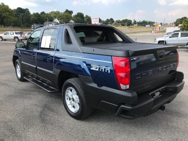 Chevrolet Avalanche  2002