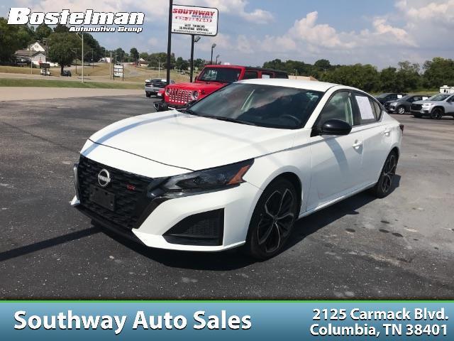 Nissan Altima  2024