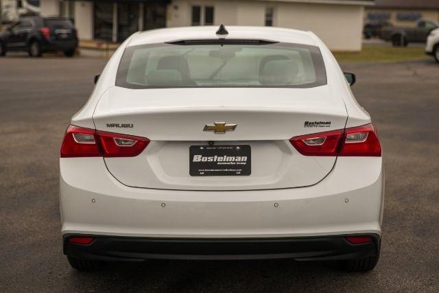 Chevrolet Malibu  2023
