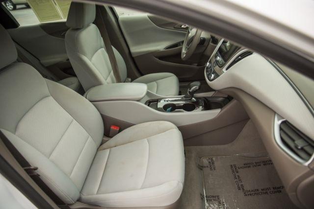 Chevrolet Malibu  2023