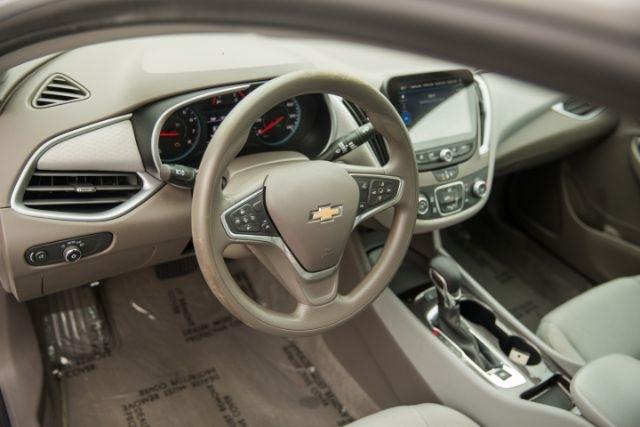Chevrolet Malibu  2023