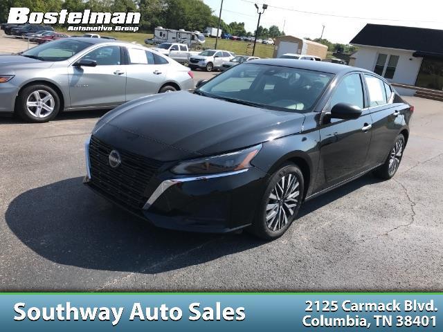 Nissan Altima  2025