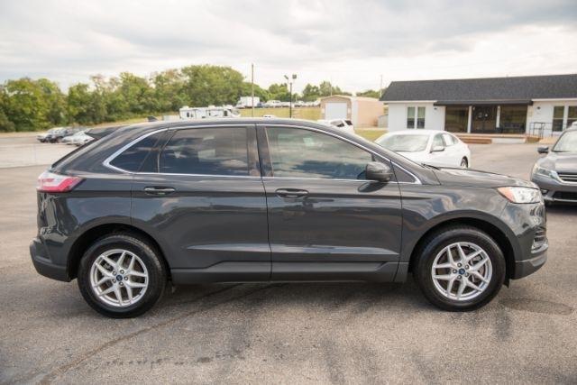 Ford Edge  2021