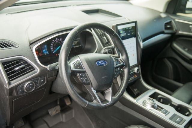 Ford Edge  2021