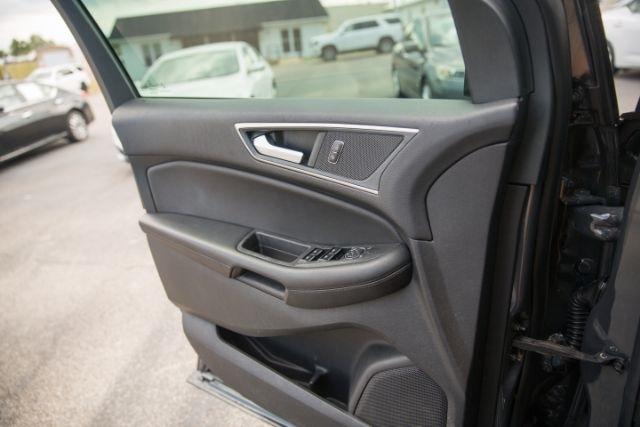 Ford Edge  2021