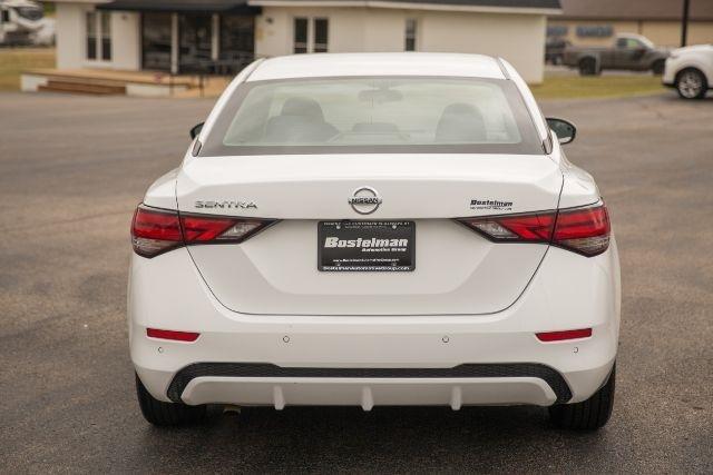 Nissan Sentra  2023