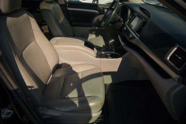 Toyota Highlander  2015