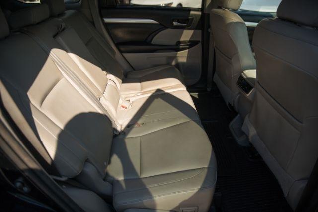 Toyota Highlander  2015