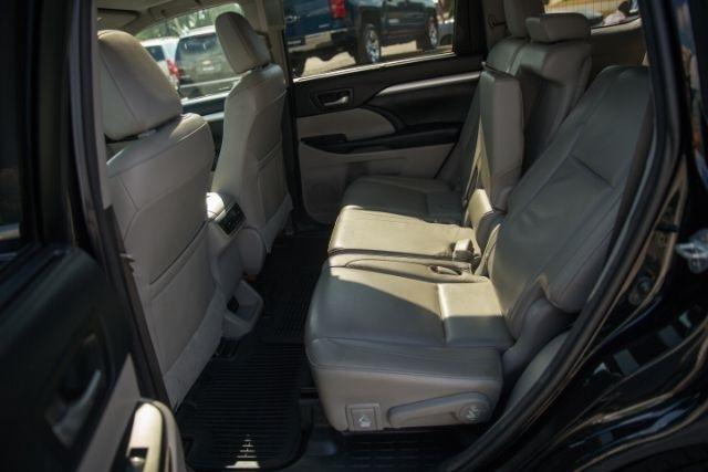 Toyota Highlander  2015