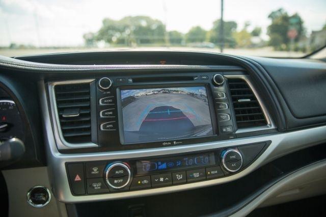 Toyota Highlander  2015