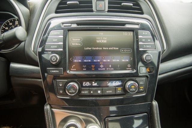 Nissan Maxima  2020