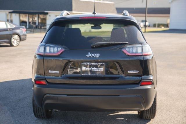 Jeep Cherokee  2021