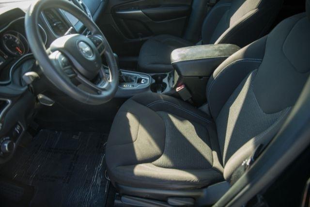 Jeep Cherokee  2021