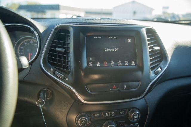 Jeep Cherokee  2021