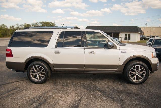 Ford Expedition  2017
