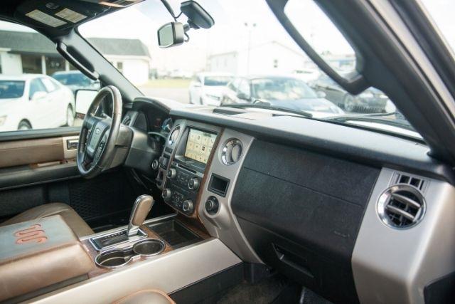 Ford Expedition  2017