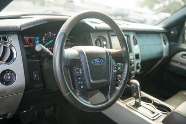 Ford Expedition  2017