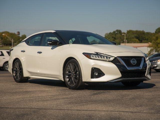 Nissan Maxima  2020