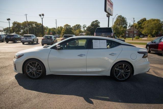 Nissan Maxima  2020