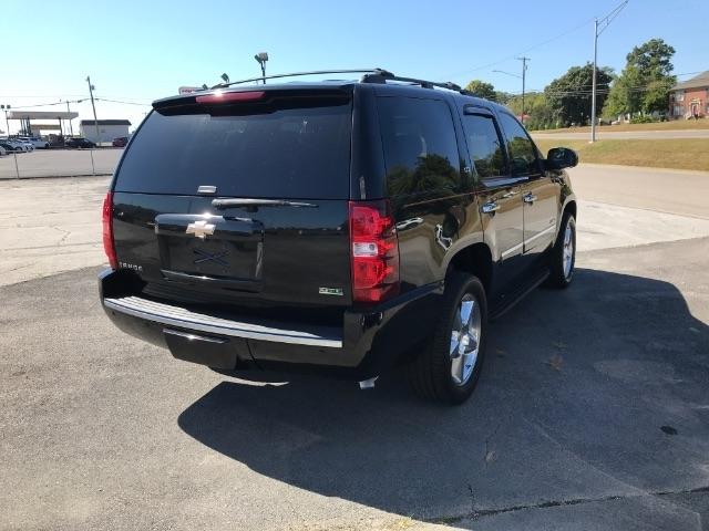 Chevrolet Tahoe  2010