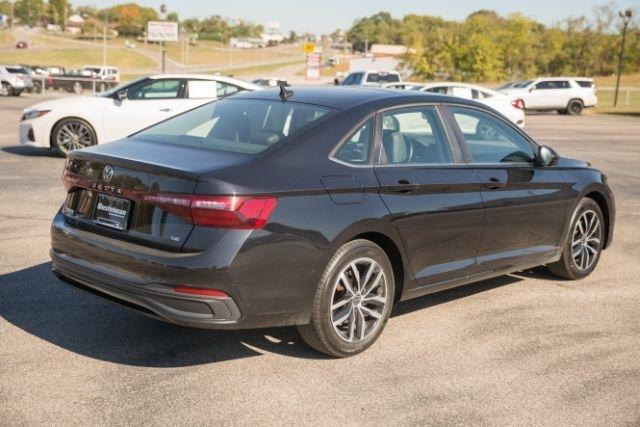 Volkswagen Jetta  2025