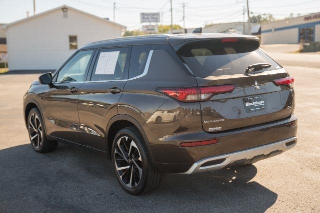 Mitsubishi Outlander  2022