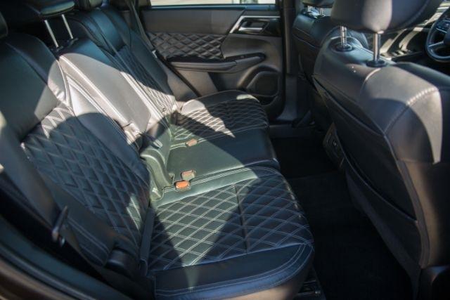Mitsubishi Outlander  2022