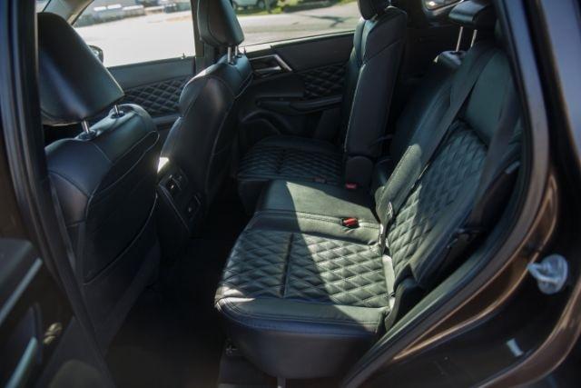 Mitsubishi Outlander  2022