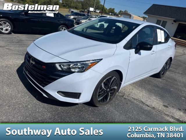 Nissan Versa  2023