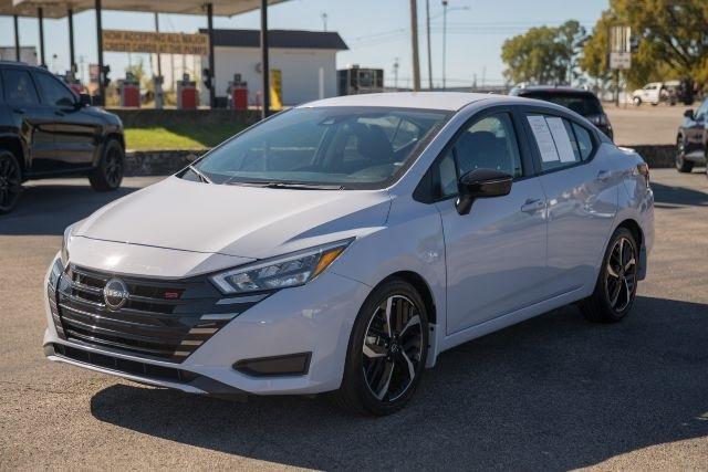Nissan Versa  2023
