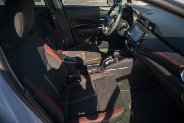Nissan Versa  2023