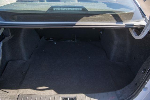 Nissan Versa  2023